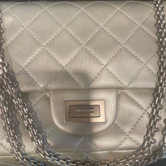 ⭐️ CHANEL ⭐️ jumbo flap bag. - Picture 5 of 16
